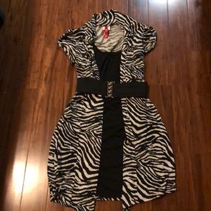 Long tunic shirt, size small